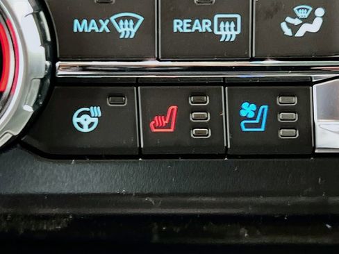 New 2026 Ford F350 Lariat w/ Black Appearance Package image 24