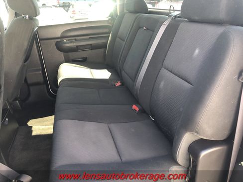 Used 2011 GMC Sierra 1500 SLE w/ Power Tech Package AWD/4WD image 17