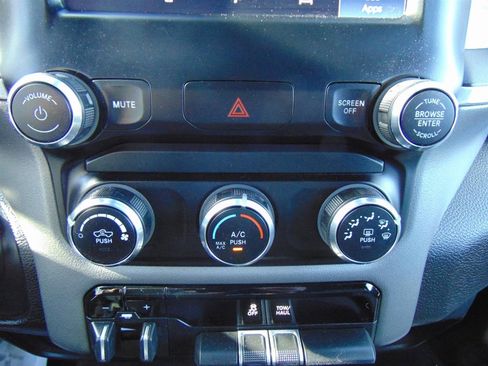 Used 2024 RAM 2500 Big Horn w/ Bed Utility Group image 36