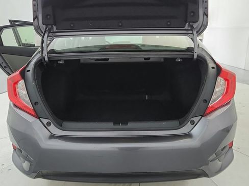 Used 2018 Honda Civic EX-T image 17