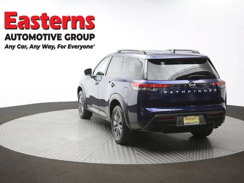 Used 2025 Nissan Pathfinder SV FWD image 65