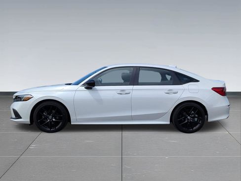 Used 2024 Honda Civic Sport image 2