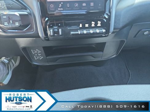 Used 2026 RAM 2500 Big Horn AWD/4WD image 16