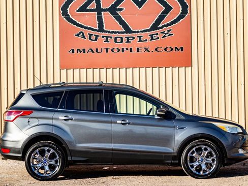 Used 2013 Ford Escape SEL image 2