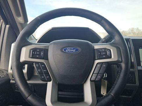 Certified 2019 Ford F250 Lariat w/ Lariat Value Package image 30