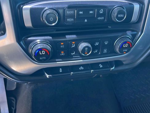 Used 2015 GMC Sierra 2500 SLE w/ SLE Preferred Package AWD/4WD image 15