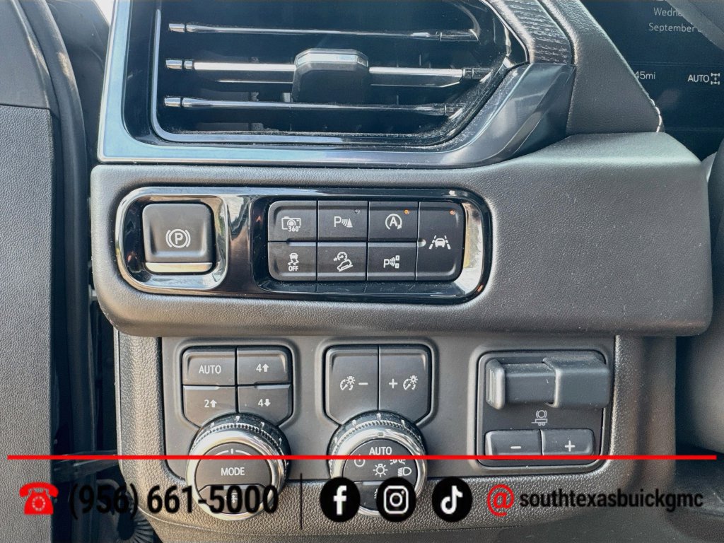 Used 2025 GMC Yukon XL AT4 Ultimate AWD/4WD image 22