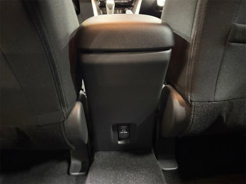 New 2026 Mitsubishi Eclipse Cross LE image 28