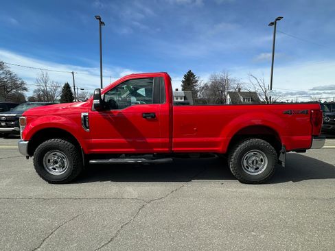 Used 2022 Ford F350 XL w/ Power Equipment Group AWD/4WD image 6