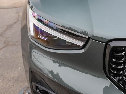 New 2026 Volvo XC40 B5 Plus w/ Protection Package Premier image 16