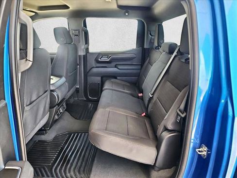 Used 2025 Chevrolet Silverado 1500 LT AWD/4WD image 19