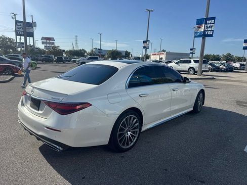 Used 2023 Mercedes-Benz S 580 4MATIC Sedan image 4
