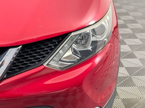 Used 2017 Nissan Rogue Sport SL image 9