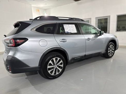Used 2020 Subaru Outback Premium AWD/4WD image 16