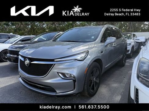 Used 2024 Buick Enclave Premium w/ Experience Buick Package FWD image 4