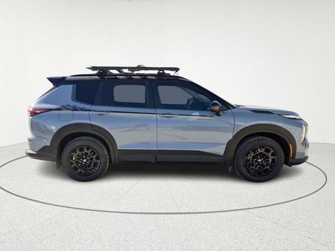 New 2025 Mitsubishi Outlander SE AWD/4WD image 4