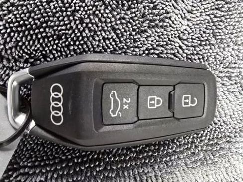 New 2026 Audi SQ5 Premium Plus image 34