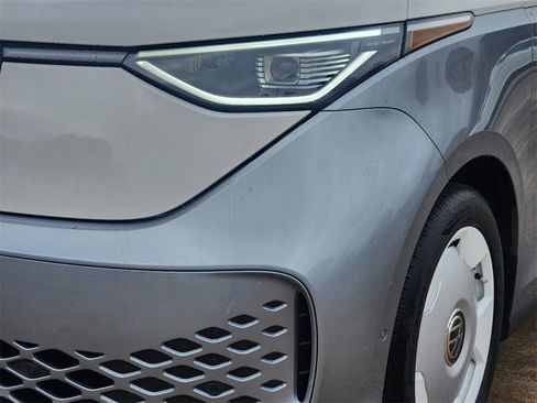 New 2025 Volkswagen ID. Buzz 1st Edition image 6