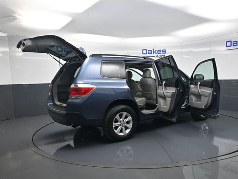 Used 2013 Toyota Highlander SE AWD/4WD image 54