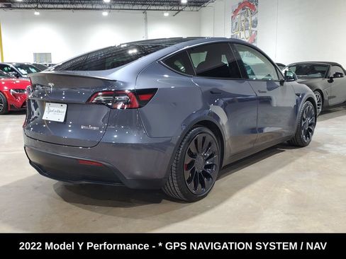 Used 2022 Tesla Model Y Performance AWD/4WD image 10