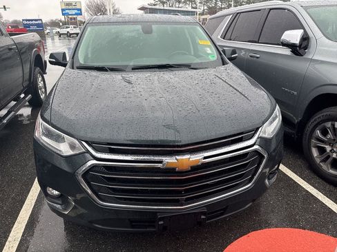 Used 2020 Chevrolet Traverse LT w/ LT Premium Package image 6