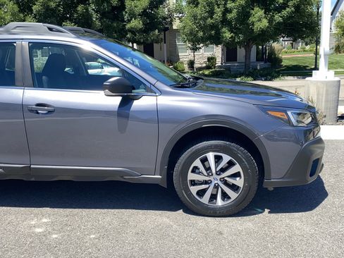 Used 2020 Subaru Outback AWD/4WD image 8