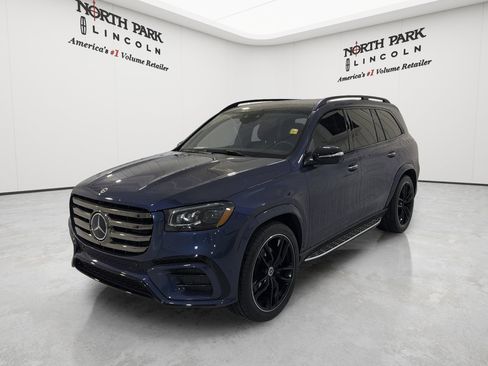 Used 2024 Mercedes-Benz GLS 450 4MATIC image 1