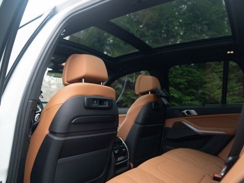 Used 2023 BMW X5 sDrive40i w/ Executive Package image 48