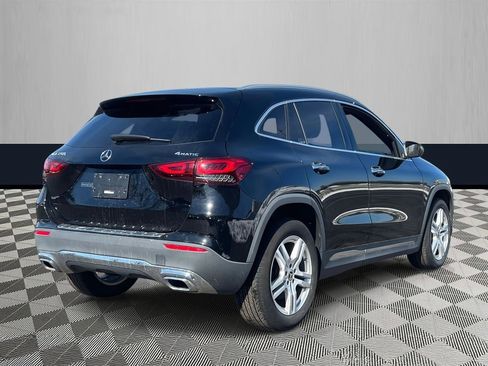Used 2022 Mercedes-Benz GLA 250 4MATIC w/ Premium Package Lite image 4