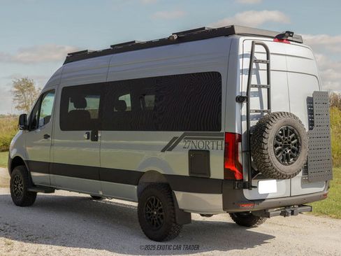 Used 2025 Mercedes-Benz Sprinter 2500 image 6