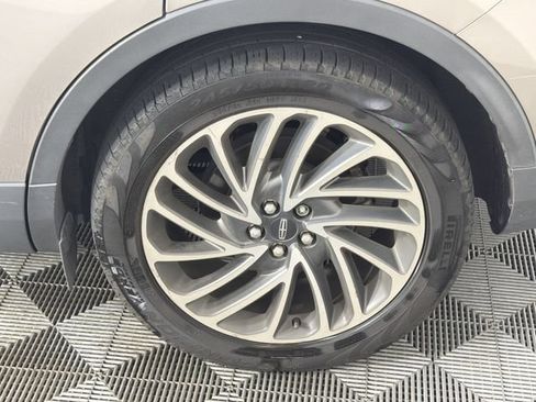Used 2020 Lincoln Nautilus Reserve w/ Equipment Group 201A FWD image 24