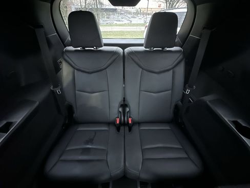 Used 2023 Cadillac XT6 Sport w/ Technology Package image 24