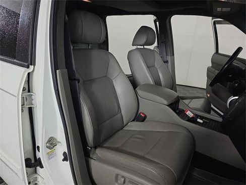 Used 2010 Honda Pilot EX-L image 21