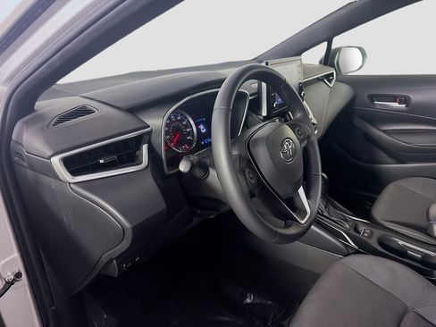 Used 2022 Toyota Corolla SE w/ SE Preferred Package FWD image 23