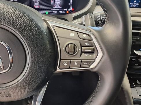 Used 2025 Acura MDX SH-AWD image 9