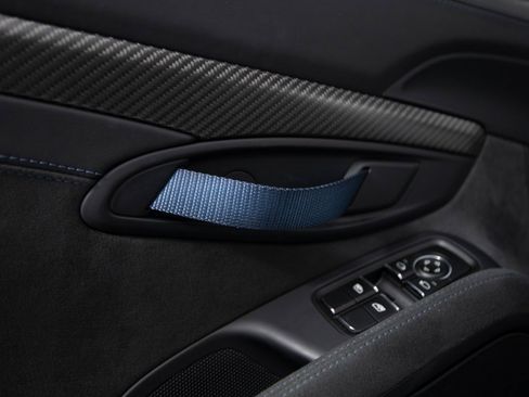 Certified 2024 Porsche 718 Cayman GT4 RS image 34