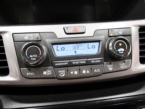 Used 2016 Honda Odyssey EX-L image 24