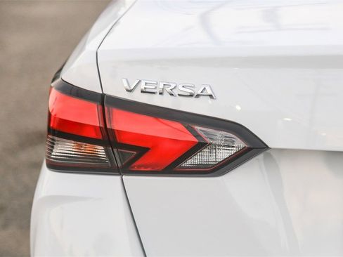 Certified 2025 Nissan Versa S w/ Trunk Package image 9