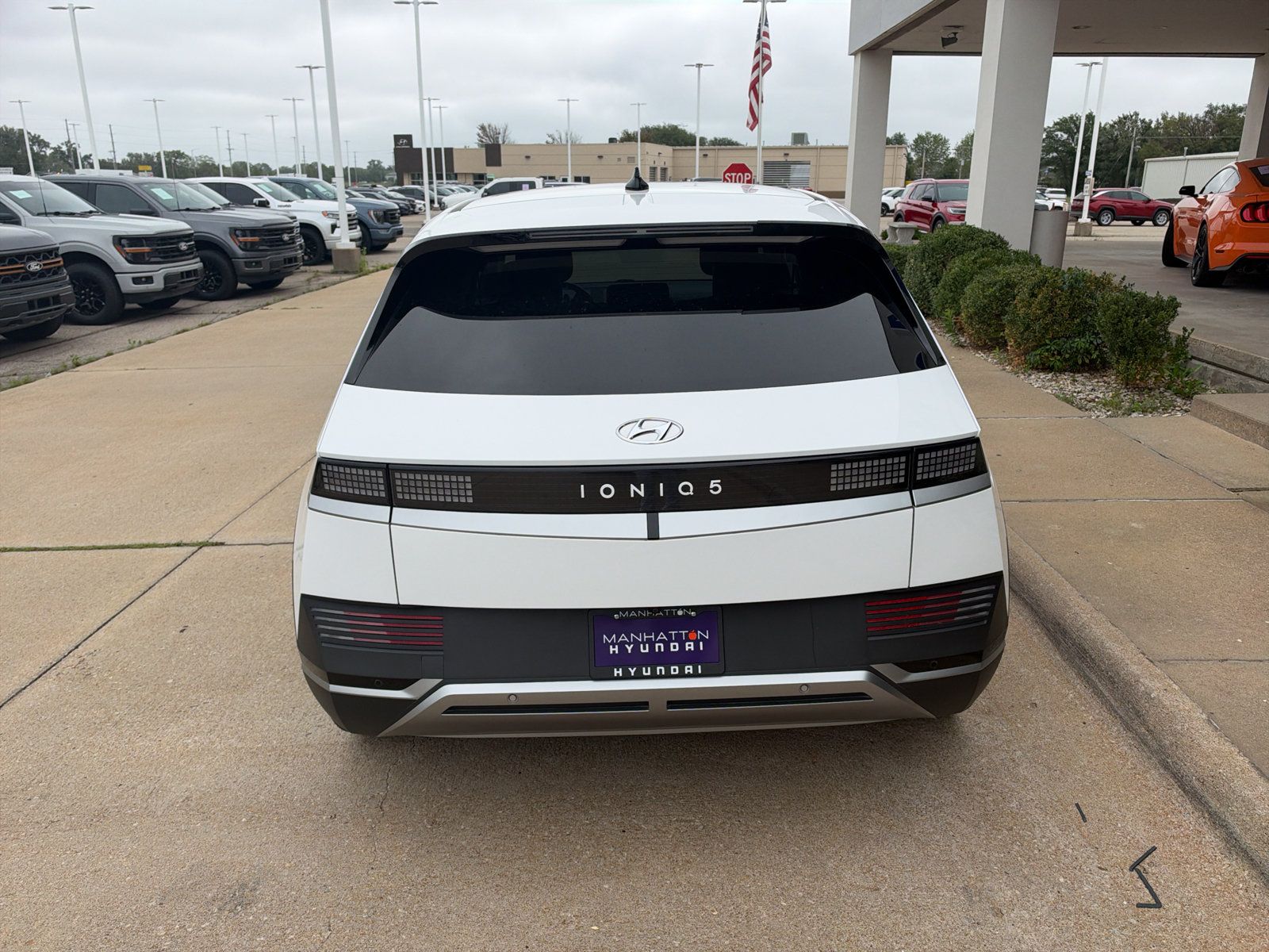 Used 2024 Hyundai Ioniq 5 SEL RWD image 6