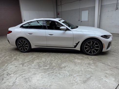 Certified 2022 BMW i4 eDrive40 w/ M Sport Package image 6