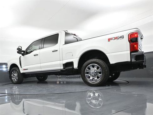 Certified 2024 Ford F250 King Ranch w/ Chrome Package AWD/4WD image 41