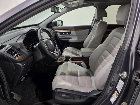Used 2020 Honda CR-V Touring image 9