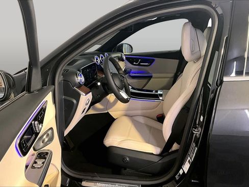 New 2027 Mercedes-Benz GLC 300 4MATIC image 13