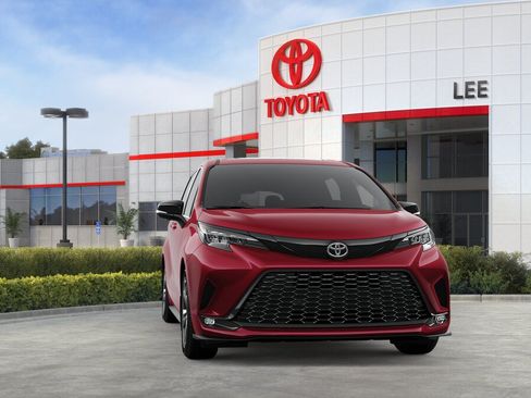 New 2026 Toyota Sienna XSE AWD/4WD image 16