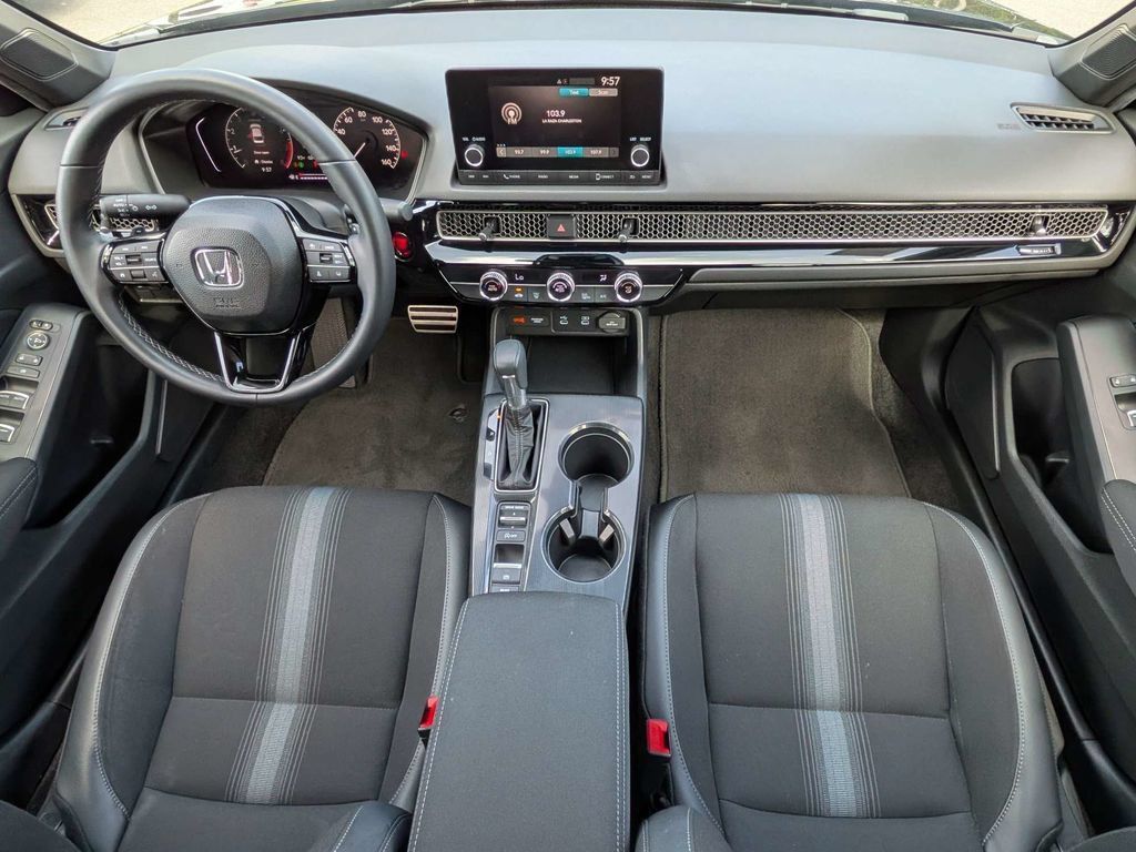 Used 2025 Honda Civic Sport image 14