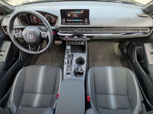 Used 2025 Honda Civic Sport image 14