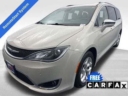 Used 2020 Chrysler Pacifica Limited w/ Advanced Safetytec Group