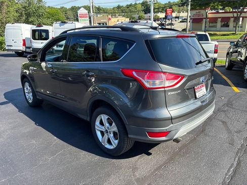 Used 2015 Ford Escape SE w/ Equipment Group 201A AWD/4WD image 6