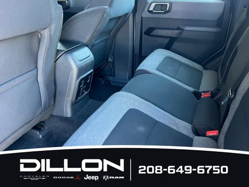 Used 2022 Ford Bronco 4-Door AWD/4WD image 12