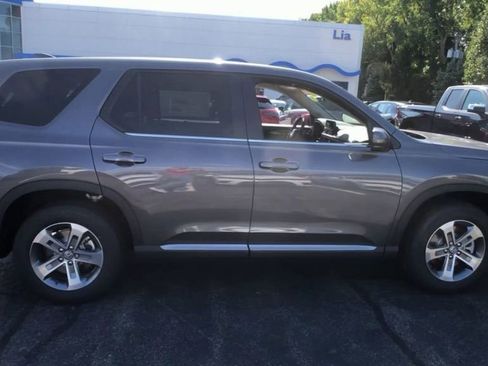 New 2025 Honda Pilot EX-L image 10